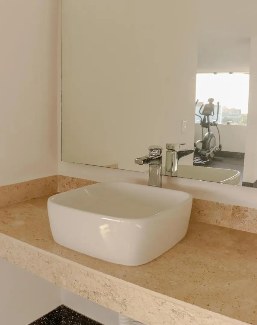 Modern Tulum Apt Sleeps 2