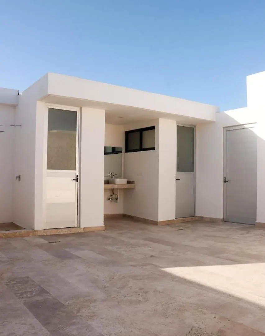 Modern Tulum Apt Sleeps 2 0*,