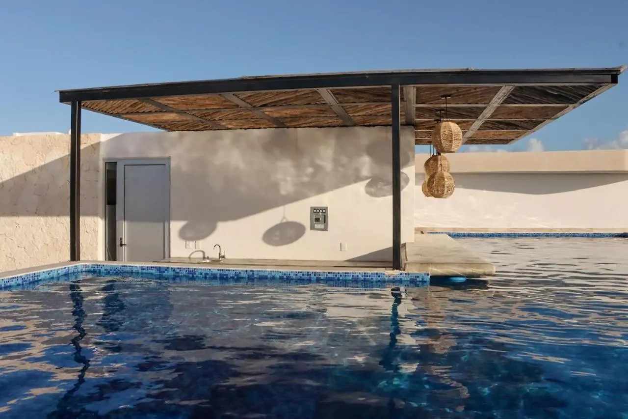 Modern Tulum Apt Sleeps 2