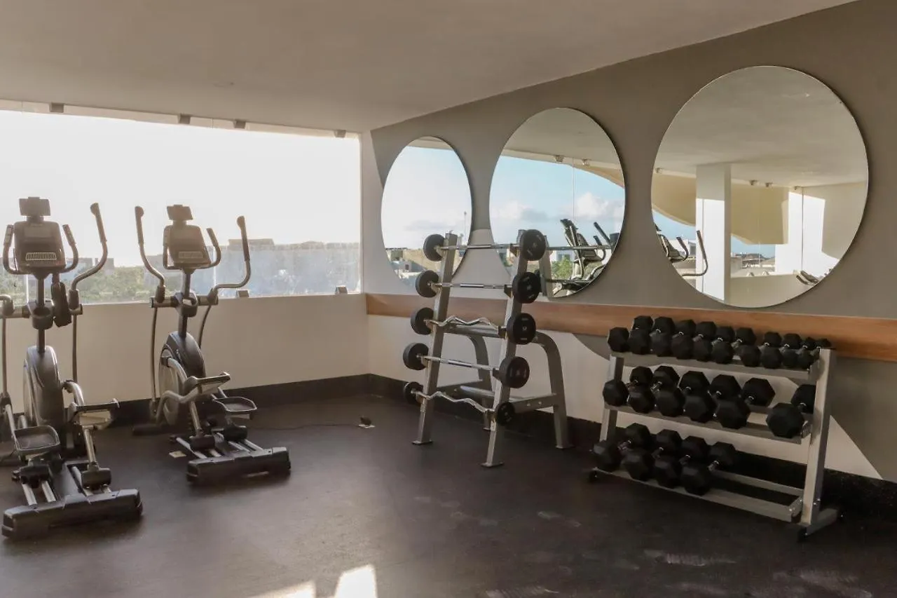 Modern Tulum Apt Sleeps 2