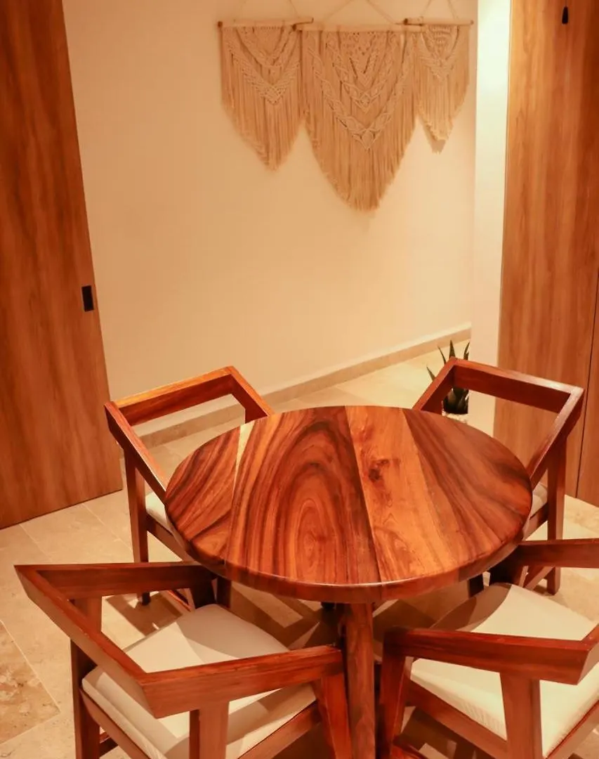 Modern Tulum Apt Sleeps 2 0*,