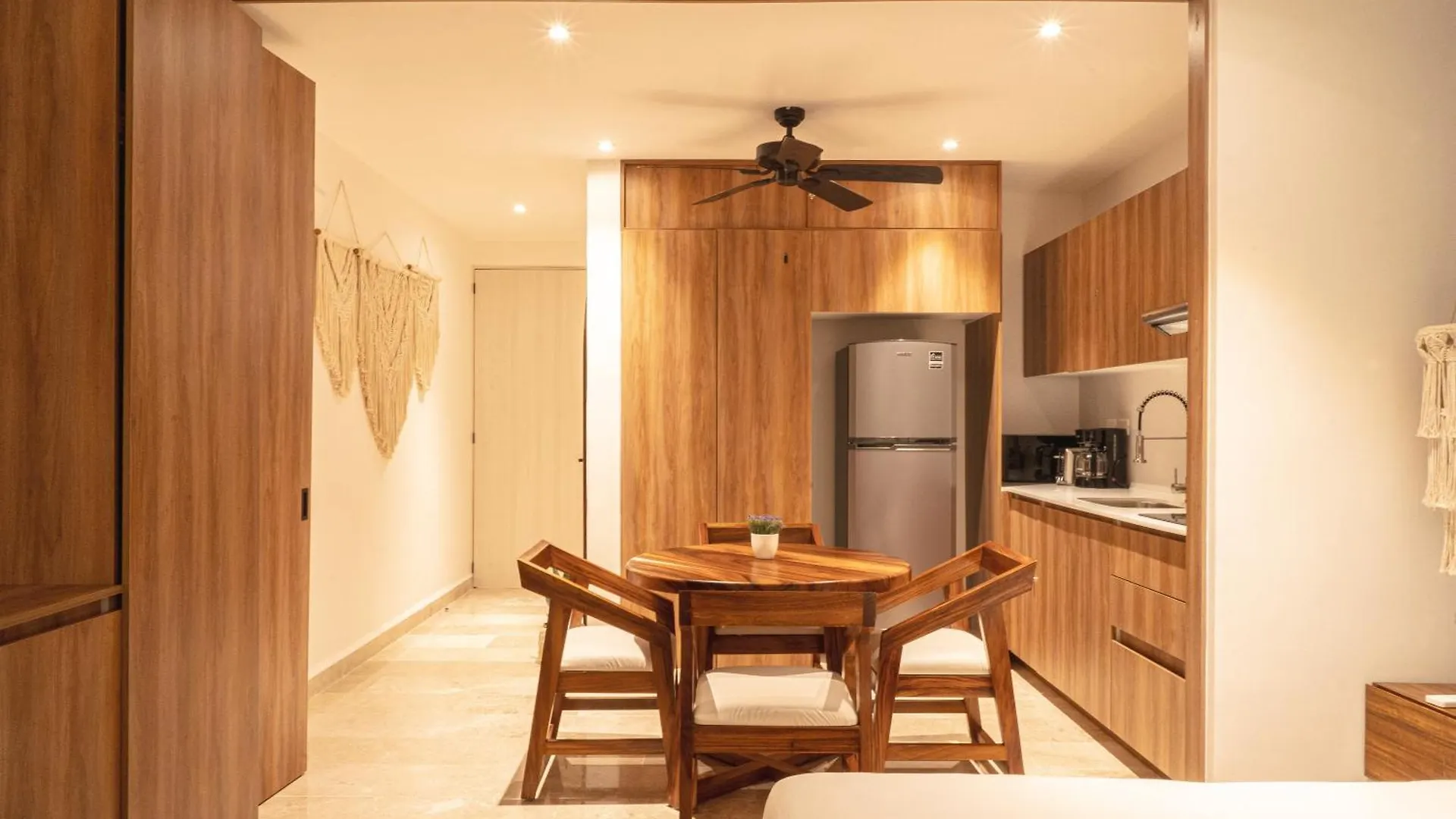Apartment Modern Tulum Apt Sleeps 2