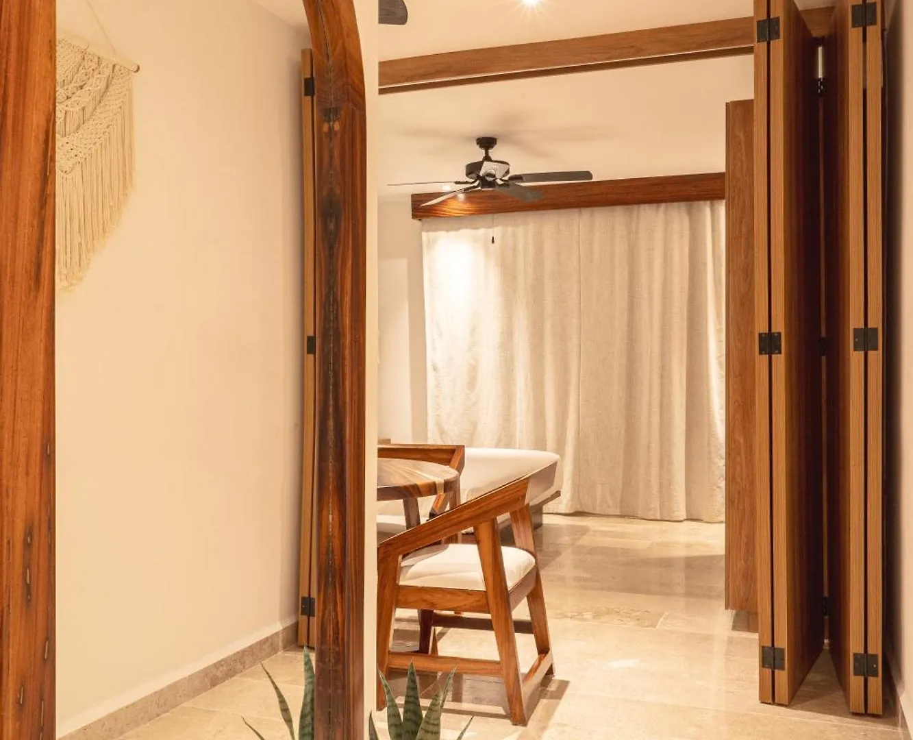 Modern Tulum Apt Sleeps 2