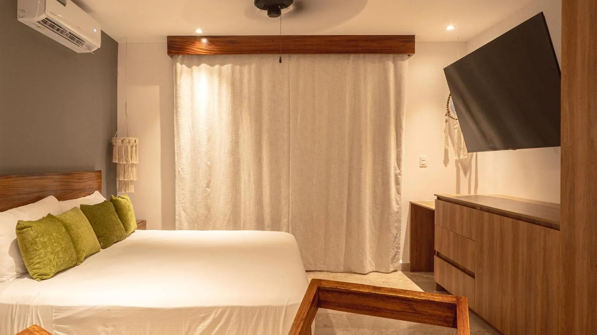 Modern Tulum Apt Sleeps 2 Apartment